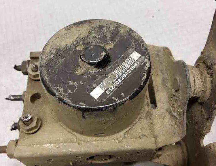 VOLKSWAGEN Caddy 3 generation (2004-2015) ABS Pump 1K0907379AF,10097003213 32630038