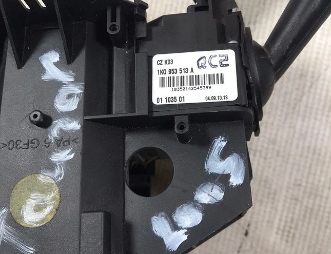 VOLKSWAGEN Touran 1 generation (2003-2015) Подрулевой переключатель 01203506,01203506,1K0953519A,1K0953519A,1K0953503H,1K0953503H,1K0953513A,1K0953513A 14985081