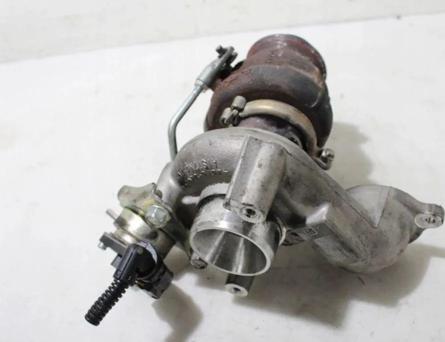 PEUGEOT 308 T9 (2013-2021) Turbīna 32880988