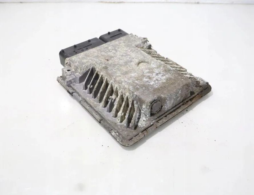 VOLKSWAGEN Passat B6 (2005-2010) Motora vadības bloks 03G906018CE 32887510