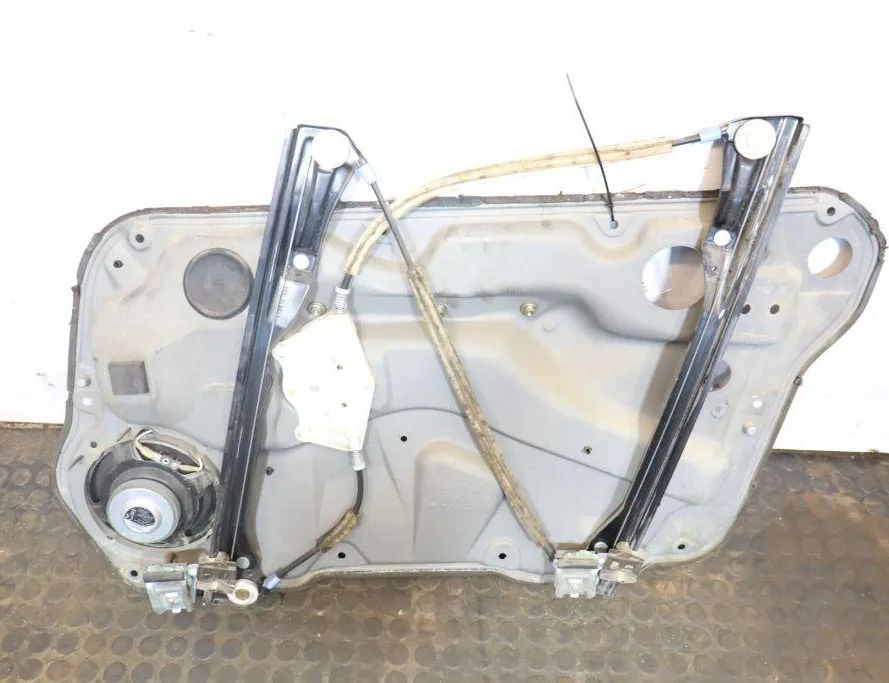 VOLKSWAGEN Golf 7 generation (2012-2024) Priekšējo kreiso durvju logu pacēlājs 984256-100 32893043