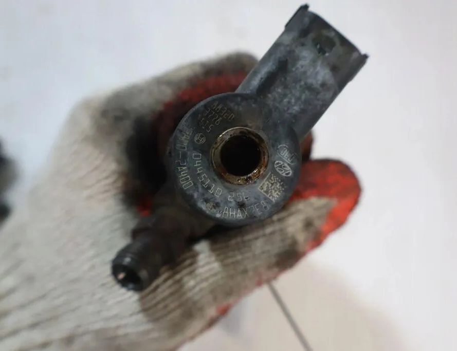 HYUNDAI i30 FD (1 generation) (2007-2012) Fuel Injector 0445110256 32893062