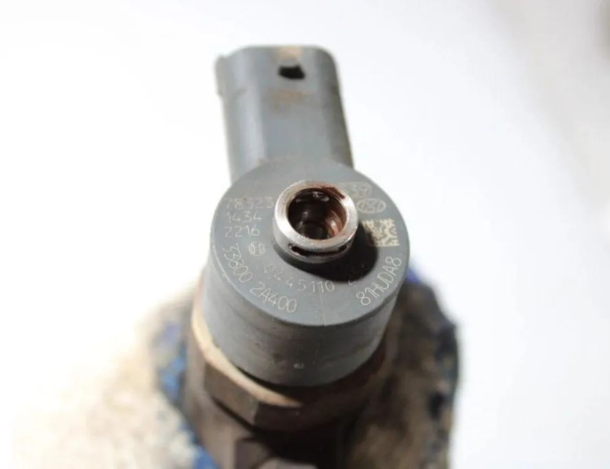 KIA Cee'd 1 generation (2007-2012) Fuel Injector 0445110256 32896217