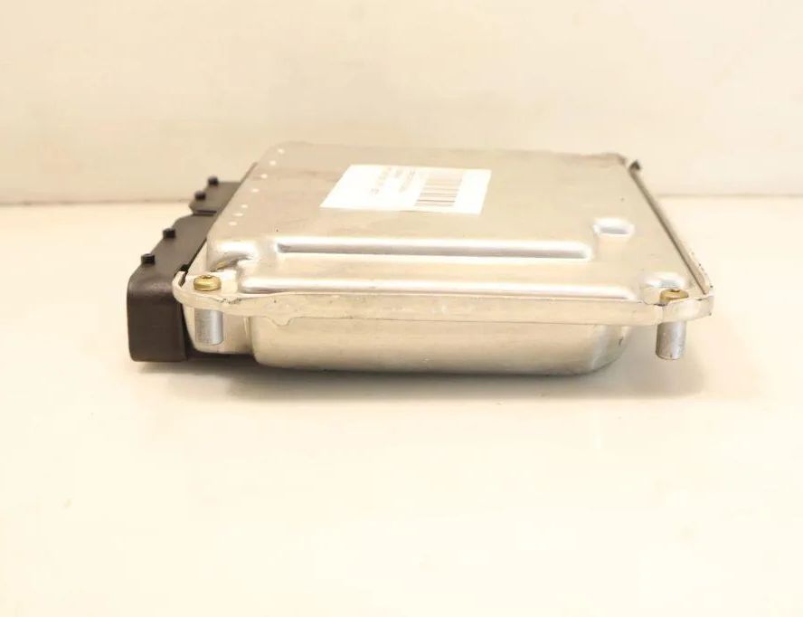 VOLKSWAGEN Passat B6 (2005-2010) Engine Control Unit ECU 0281010940 32901547
