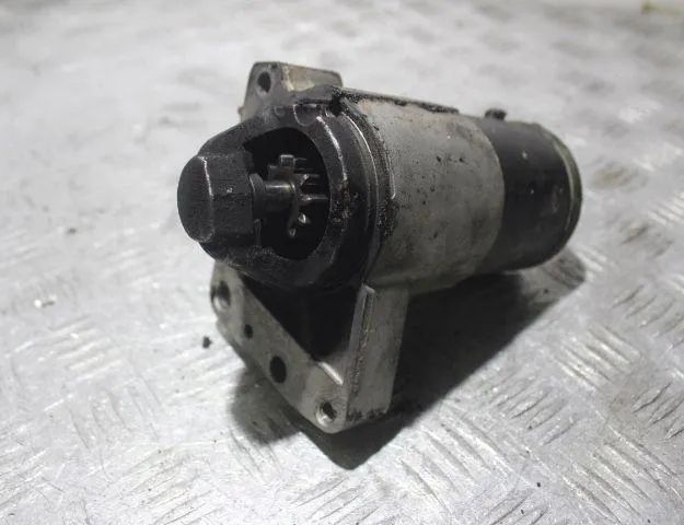 PEUGEOT 208 Peugeot 208 (2012-2015) Стартер M000T32271ZE 32909007