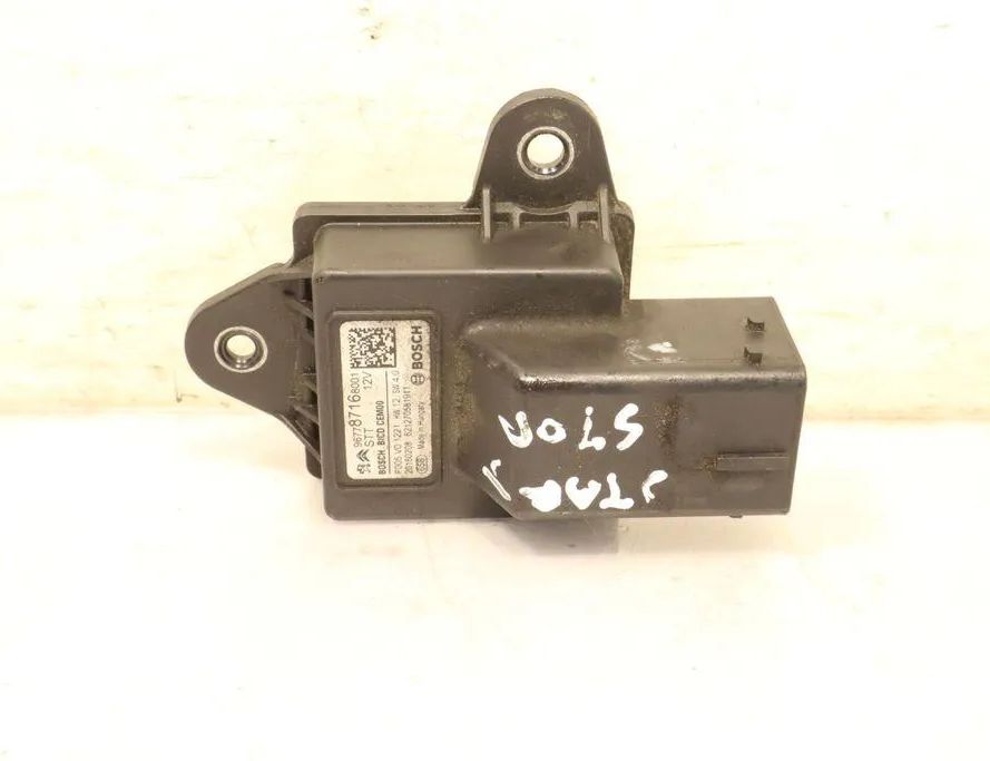 PEUGEOT 308 T9 (2013-2021) Блок управления Комфорт 32910246