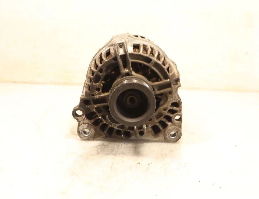 VOLKSWAGEN Golf 7 generation (2012-2024) Генератор 0124325003 32910818