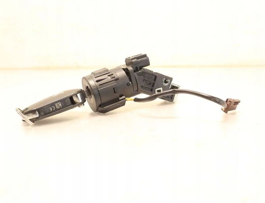 PEUGEOT 308 T9 (2013-2021) Ignition Lock 32911134