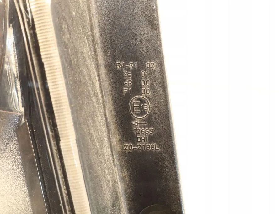 CHEVROLET Spark 3 generation (2010-2023) Rear Left Taillight 32914040