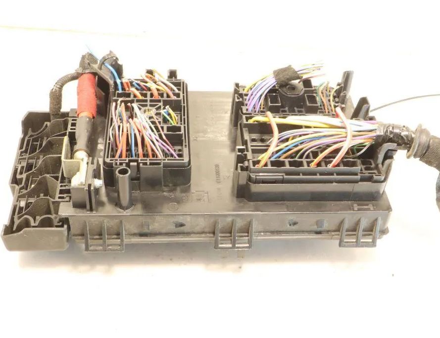 OPEL Astra J (2009-2020) Fuse Box 32914815