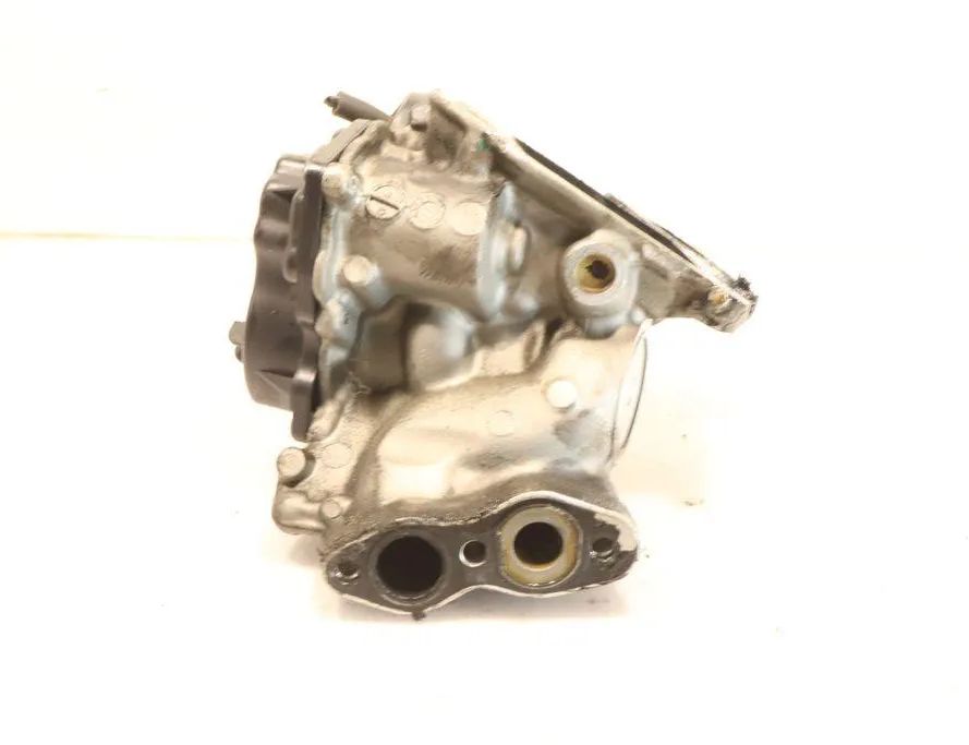 PEUGEOT 508 1 generation (2010-2020) EGR Valve 32914901