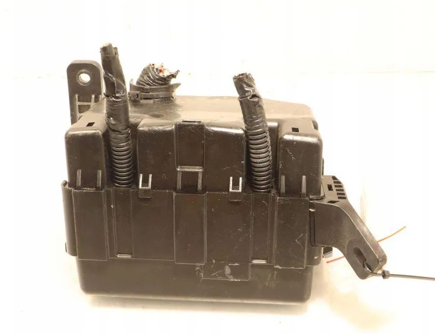 HYUNDAI i20 PB (1 generation) (2008-2014) Fuse Box 91941-1J200 32916850