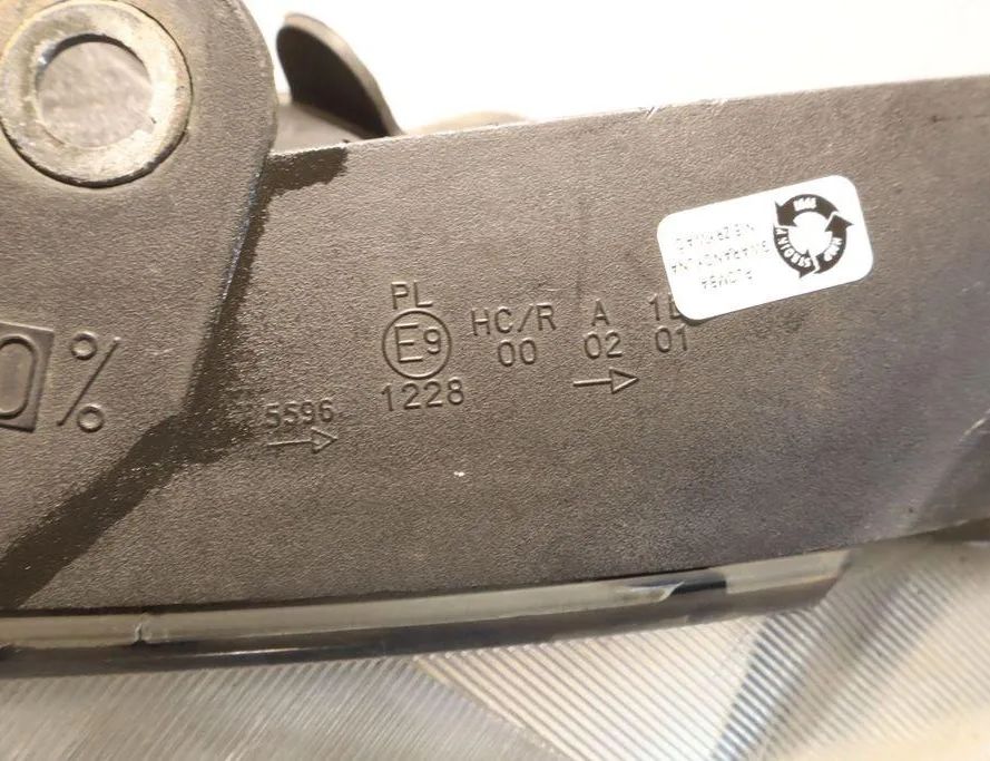 VOLKSWAGEN Fox 2 generation (2003-2009) Фара передняя левая 32941339