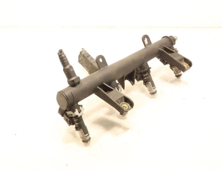 PEUGEOT 206 1 generation (1998-2009) Топливная рейка 9628982980 32943724