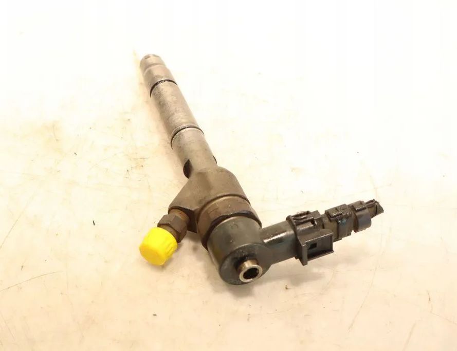 KIA Cee'd 1 generation (2007-2012) Fuel Injector 0445110256 32945102