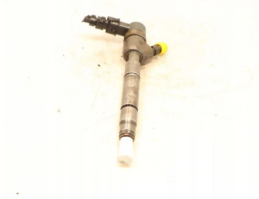 KIA Cee'd 1 generation (2007-2012) Fuel Injector 0445110256 32945104
