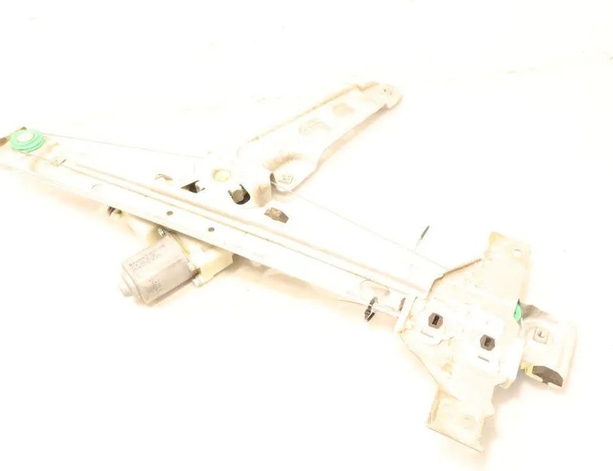 PEUGEOT 5008 1 generation (2009-2016) Aizmugurējo labo durvju logu pacēlājs 9682808880 32945835