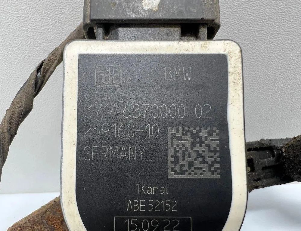 BMW 3 Series F30/F31 (2011-2020) Front Right Level Sensor 6870000 31896374