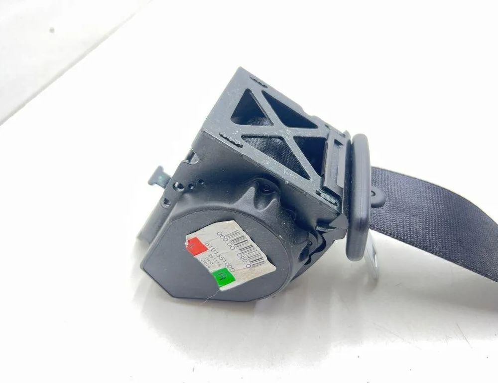 BMW 4 Series F32/F33/F36 (2013-2020) Aizmugurējā vidējā drošības josta 619185100D,251114 31947129