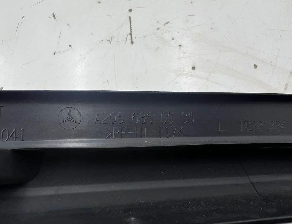 MERCEDES-BENZ C-Class W205/S205/C205 (2014-2023) Front Right Sill Trim A2056860036 31997547