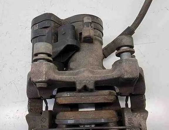 SEAT Leon 4 generation (2020-2023) Aizmugurējais kreisais bremžu suports VCR281 32421894