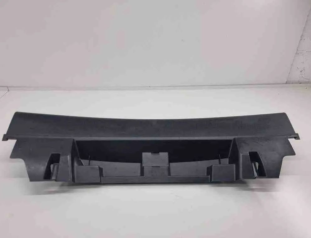 PORSCHE Macan 1 generation (2013-2023) Bagāžas nodalījuma slēdzenes apdare 95B864483J 32436598