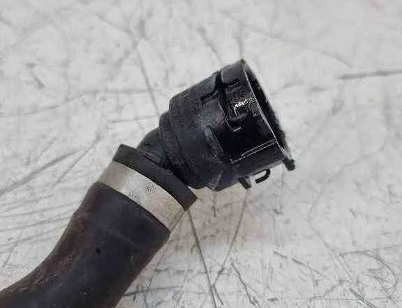 MERCEDES-BENZ CLA-Class C118 (2019-2023) Dzesēšanas šļauka / truba A2475010158 32443193