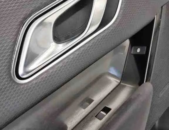 LAND ROVER Range Rover Velar 1 generation (2017-2024) Обшивка передней левой двери J8A220163AAW 32582385