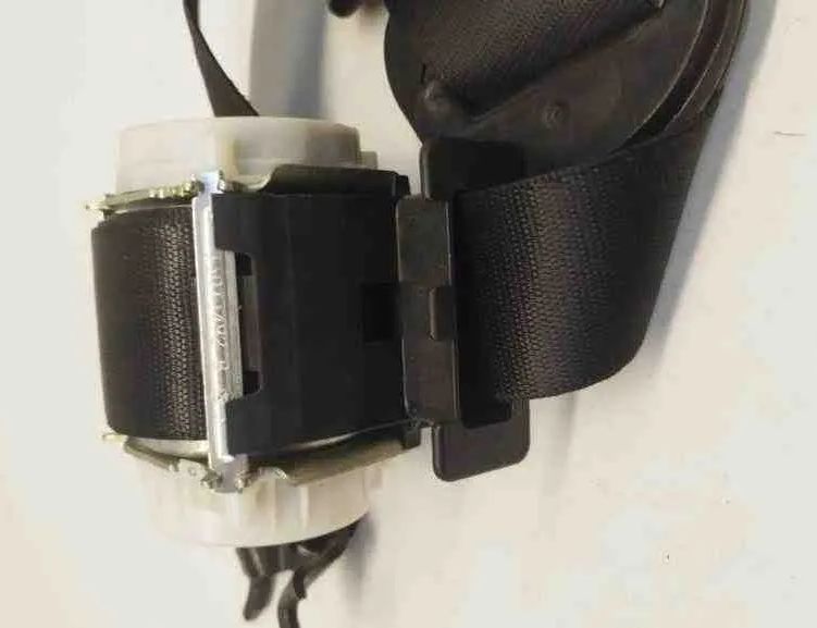 BMW 3 Series E90/E91/E92/E93 (2004-2013) Ремень безопасности передний левый 33059848 32582539
