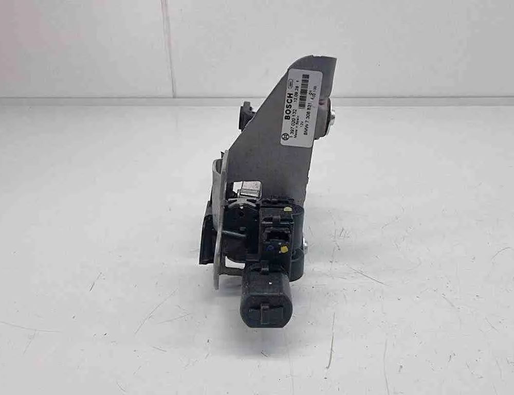 BMW 5 Series F10/F11 (2009-2017) Bagāžas nodalījuma loga tīrītāja motorīts 0927002,0390201231,102135,7311415 32583478