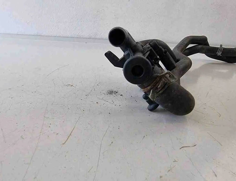 BMW 5 Series F10/F11 (2009-2017) Apkures radiatora vārsts 9119164,64539119164,120925,1147411,64219310349,9310349 32583802