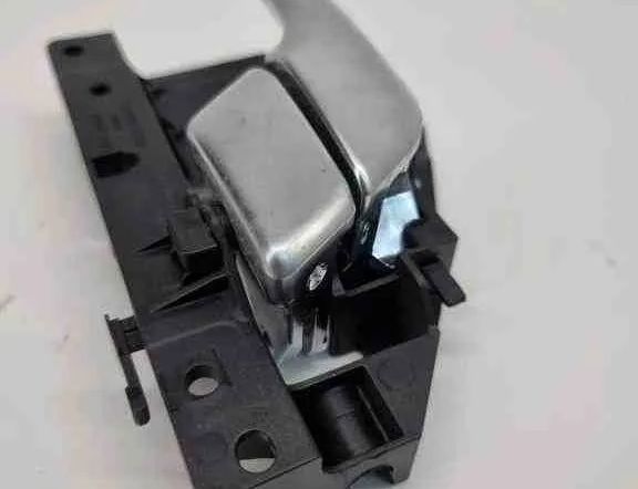 LAND ROVER Range Rover Evoque L538 (1 gen) (2011-2020) Kreisais priekšējais iekšējais atvēršanas rokturis BJ3222601AB 32586291