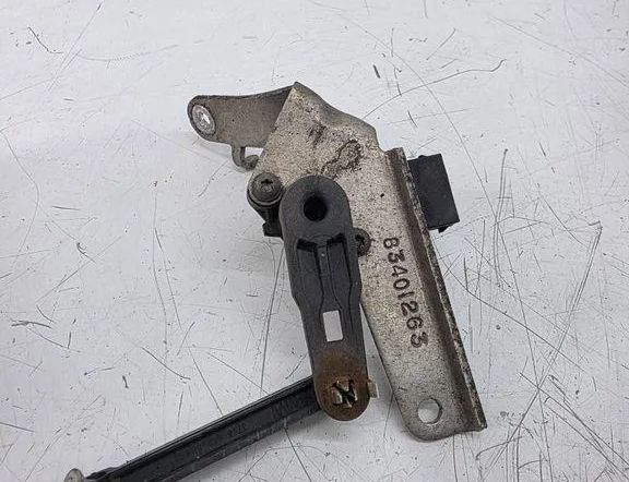 BMW X7 G07 (2018-2024) Rear Right Height Level Sensor 6895467 32969440