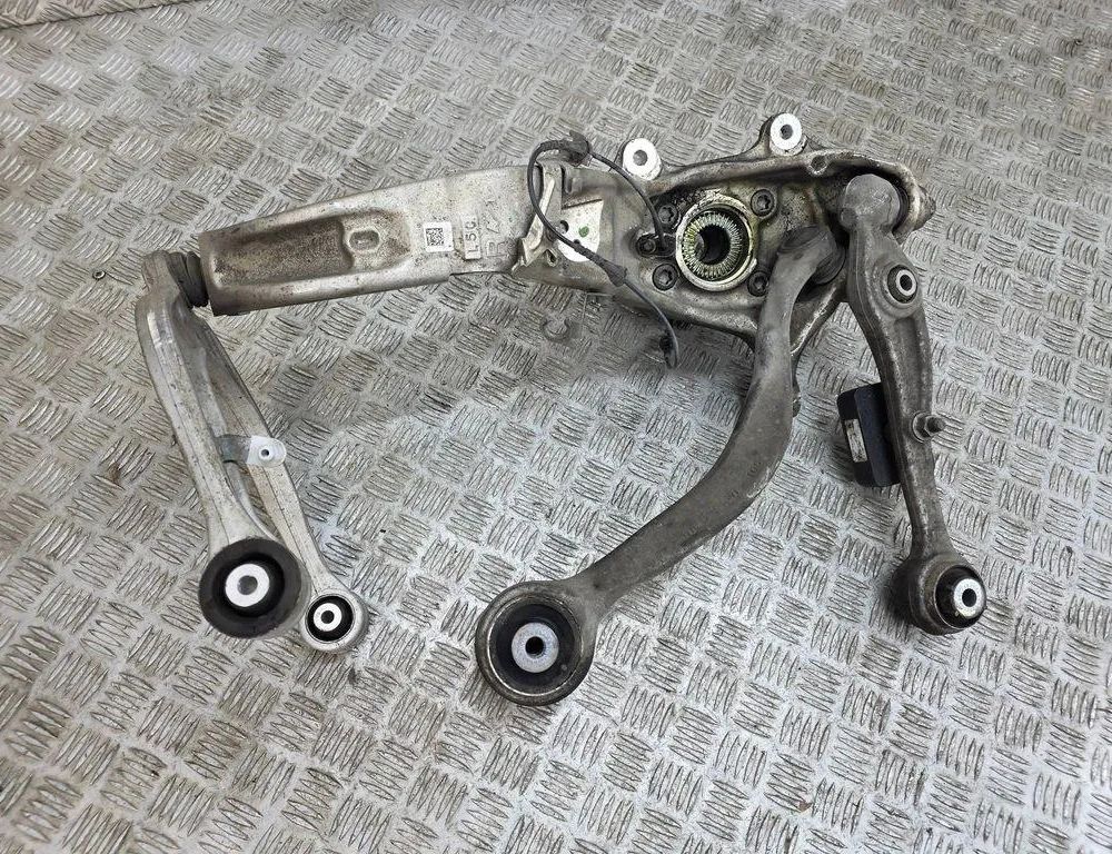 BMW X7 G07 (2018-2024) Front Right Wheel Hub 6883116,6876656 32969611