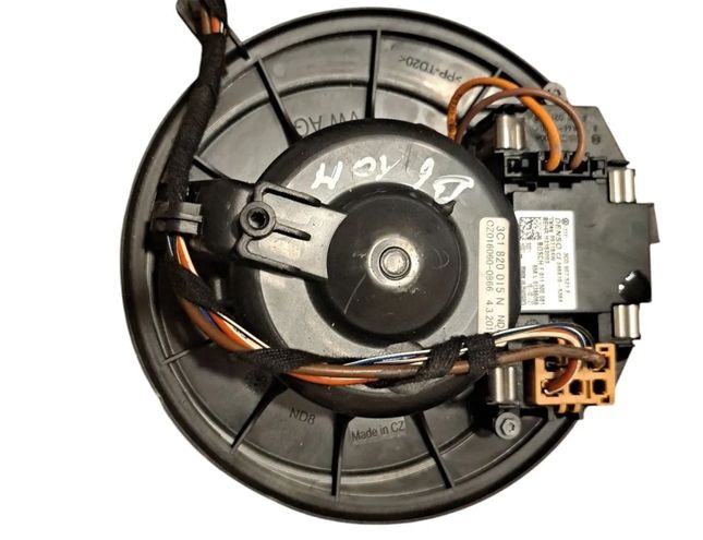 VOLKSWAGEN Passat B6 (2005-2010) Нагревательный вентиляторный моторчик салона 3C1820015N,ID5383 28618666