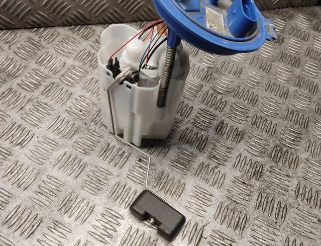 AUDI A3 8V (2012-2020) Топливный насос 5q0919051bf 28228352