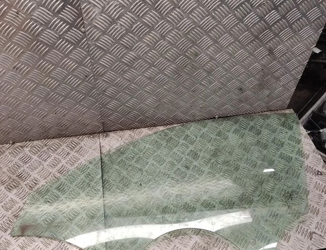 AUDI A3 8V (2012-2020) Priekšējo kreiso durvju stikls 28242171