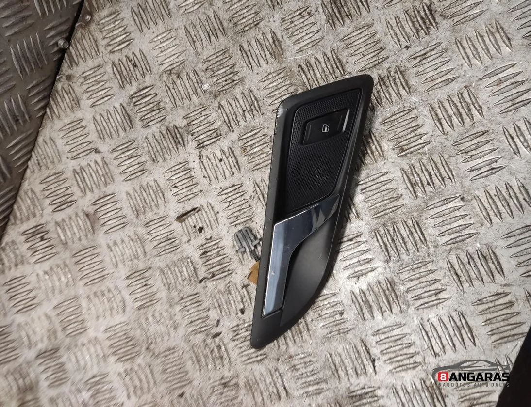 VOLVO XC70 2 generation (2000-2007) Left Front Internal Opening Handle 1z0839248 28302141