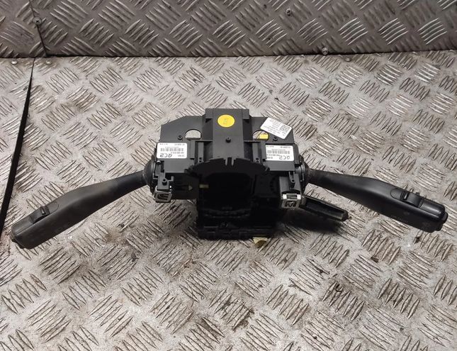 SKODA Octavia 2 generation (2004-2013) Wiper turn signal indicator stalk/ switch 1k0953503ct 28312642