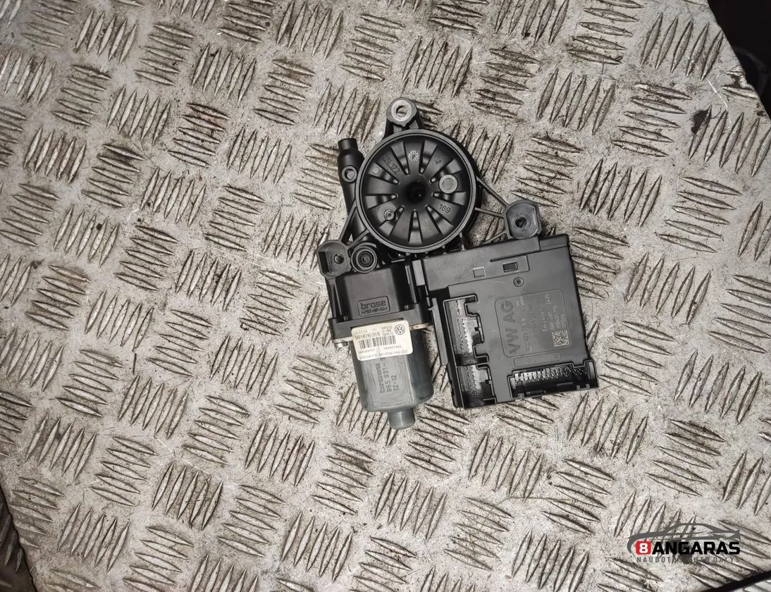 VOLKSWAGEN Passat B7 (2010-2015) Priekšējo labo durvju logu pacelšanas motorīts 3c0959793b 28424182