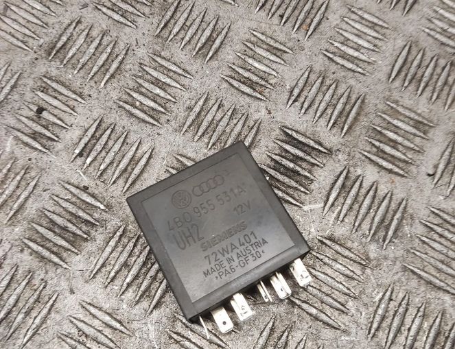 VOLKSWAGEN Golf 4 generation (1997-2006) Relays 4b0955531a 30718268