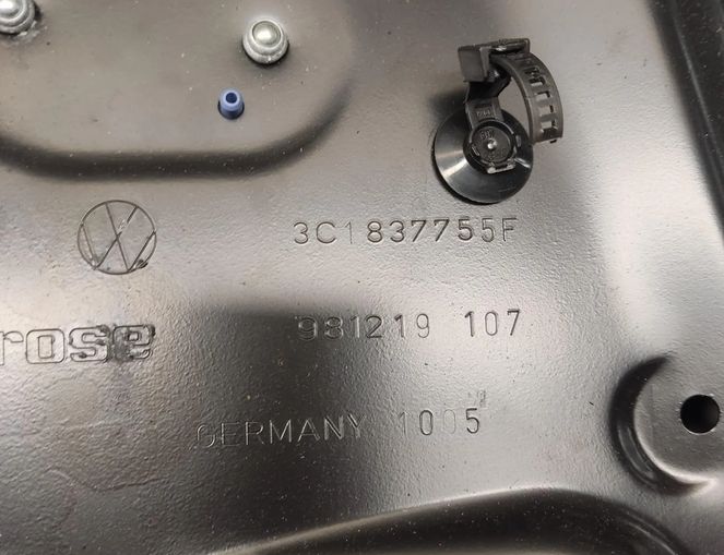 VOLKSWAGEN Passat B6 (2005-2010) 3c1837755f 30967427