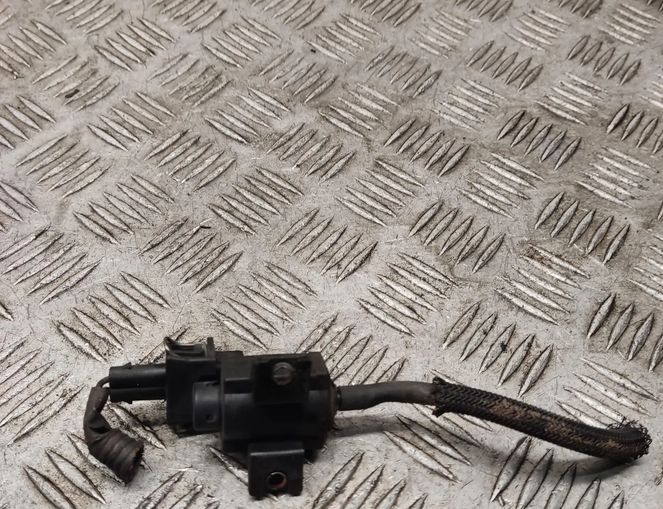 TOYOTA Avensis 2 generation (2002-2009) Solenoīda vārsts 258600r010 31989735