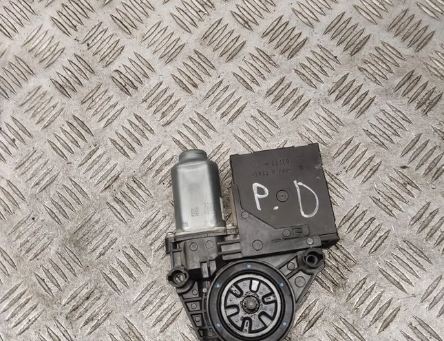 VOLKSWAGEN Caddy 3 generation (2004-2015) Front Right Door Window Control Motor 5k0959793 32763122