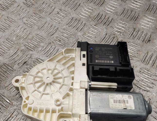 VOLKSWAGEN Passat B6 (2005-2010) Front Right Door Window Control Motor 1k0959792m 32952977
