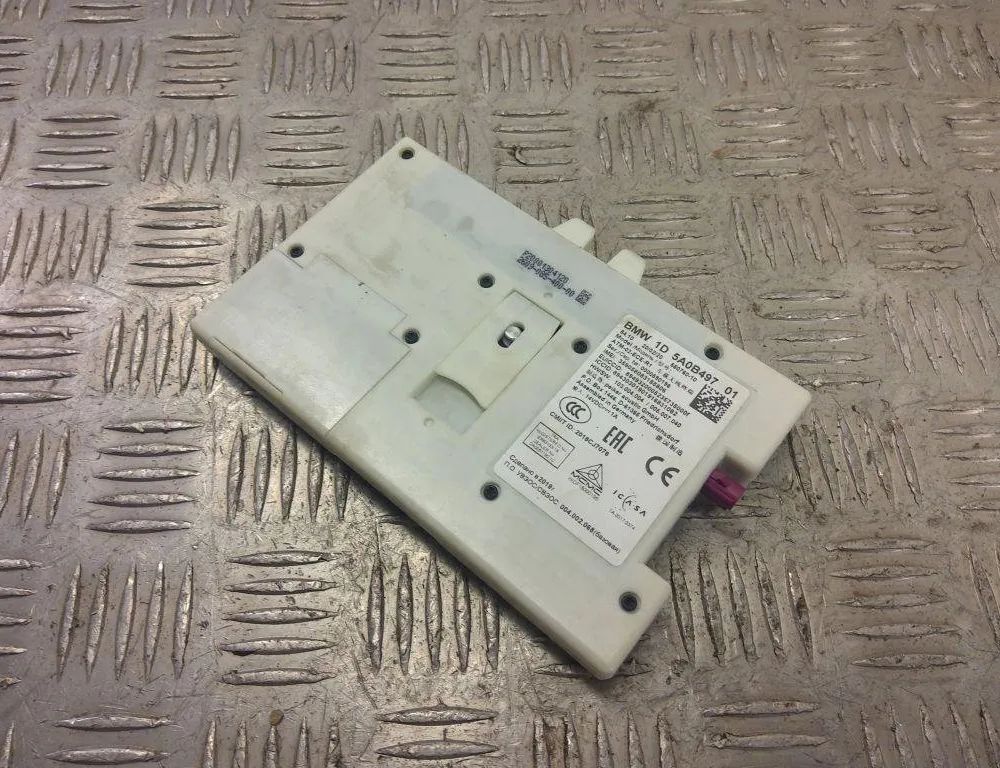 BMW 3 Series G20/G21/G28 (2018-2024) Bootlid Antenna Amplifier 5A0B497 30982301