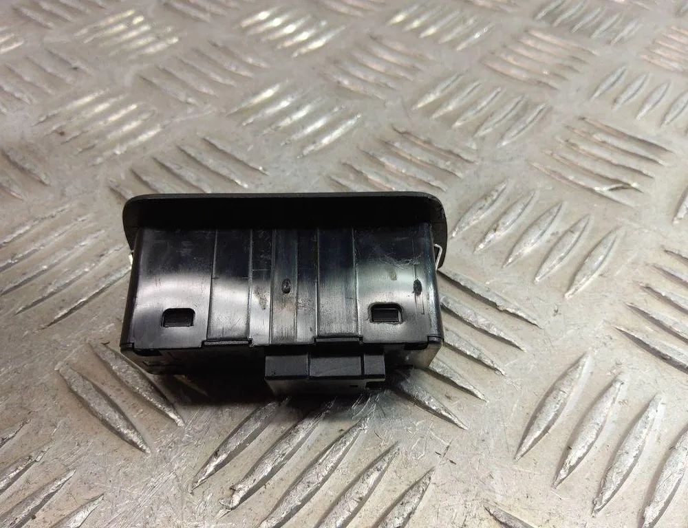 BMW X1 F48/F49 (2015-2023) Back cover Open Switches 9275121 30985438