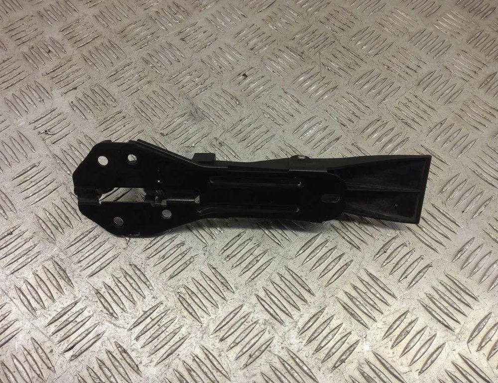 LAND ROVER Range Rover 1 generation (1970-1994) Крюк капотa 4G0823480A 30985937