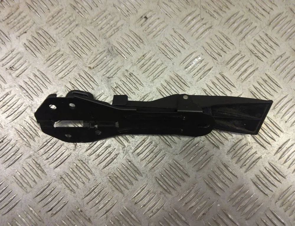 LAND ROVER Range Rover 1 generation (1970-1994) Крюк капотa 4G0823480A 30985937