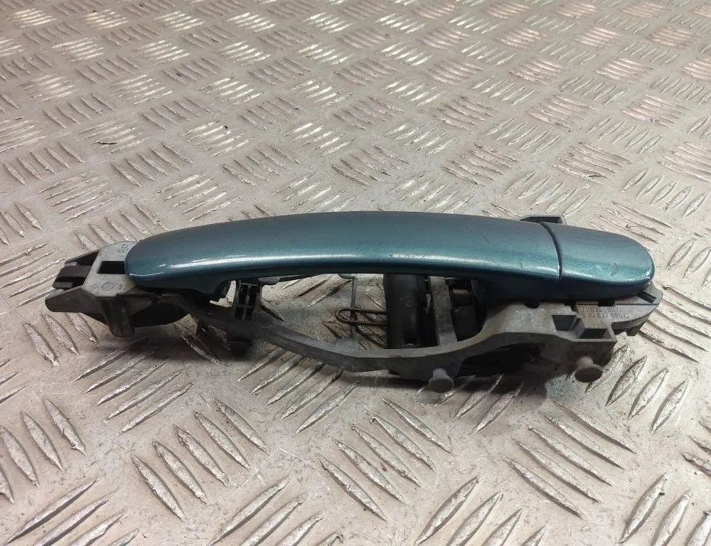 SKODA Octavia 1 generation (1996-2010) Left Side Sliding Door Exterior Handle 1Z0839885A 30995033